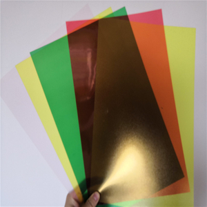 Lámina de PVC transparente colorida del tamaño A4 para la cubierta vinculante de papelería